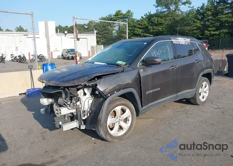 2018 Jeep Compass Latitude 4X4 from USA, damaged, VIN 3C4NJDBBXJT115783
